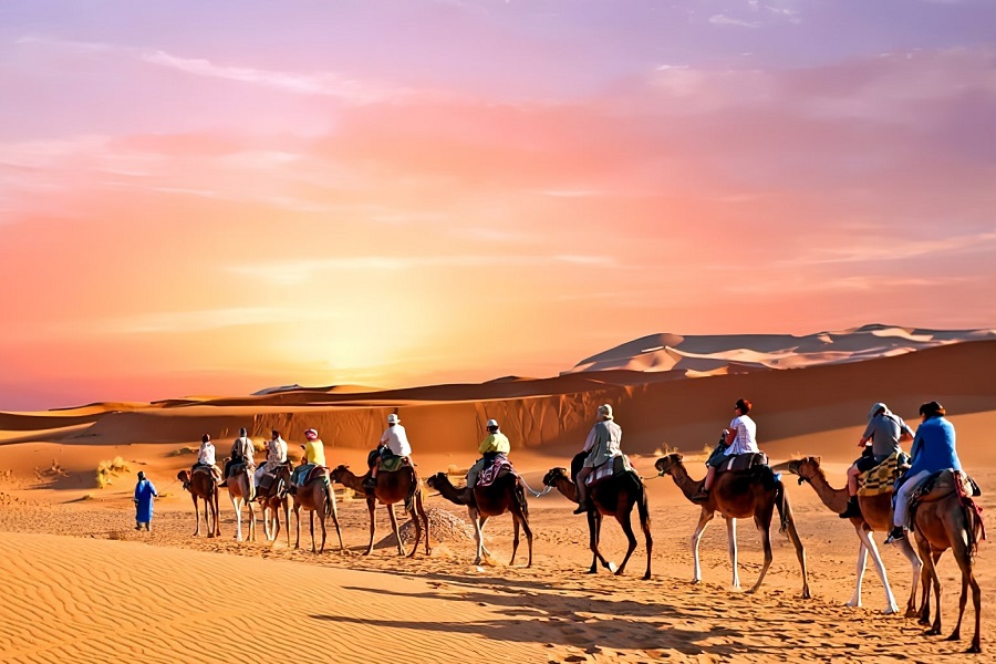 8 days tour from Marrakech to desert